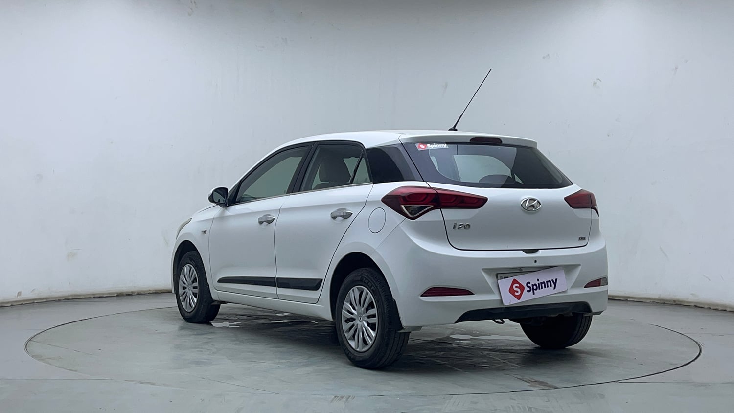 Used 2018 Hyundai Elite i20 Magna Executive 1.4 CRDI Diesel Manual exterior LEFT REAR CORNER VIEW