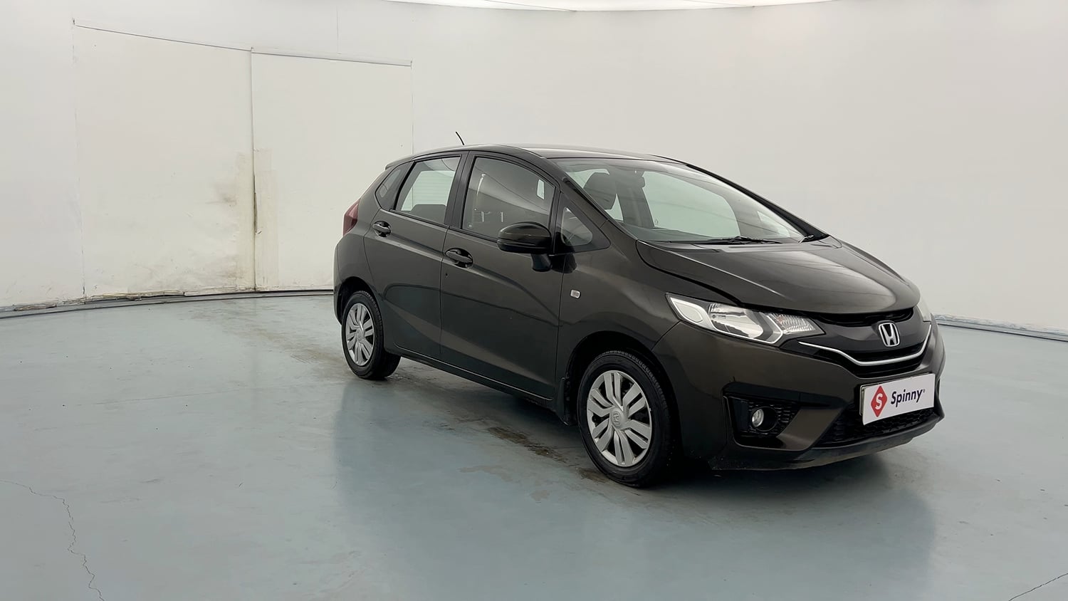 Used 2018 Honda Jazz SV Petrol Petrol Manual exterior RIGHT FRONT CORNER VIEW