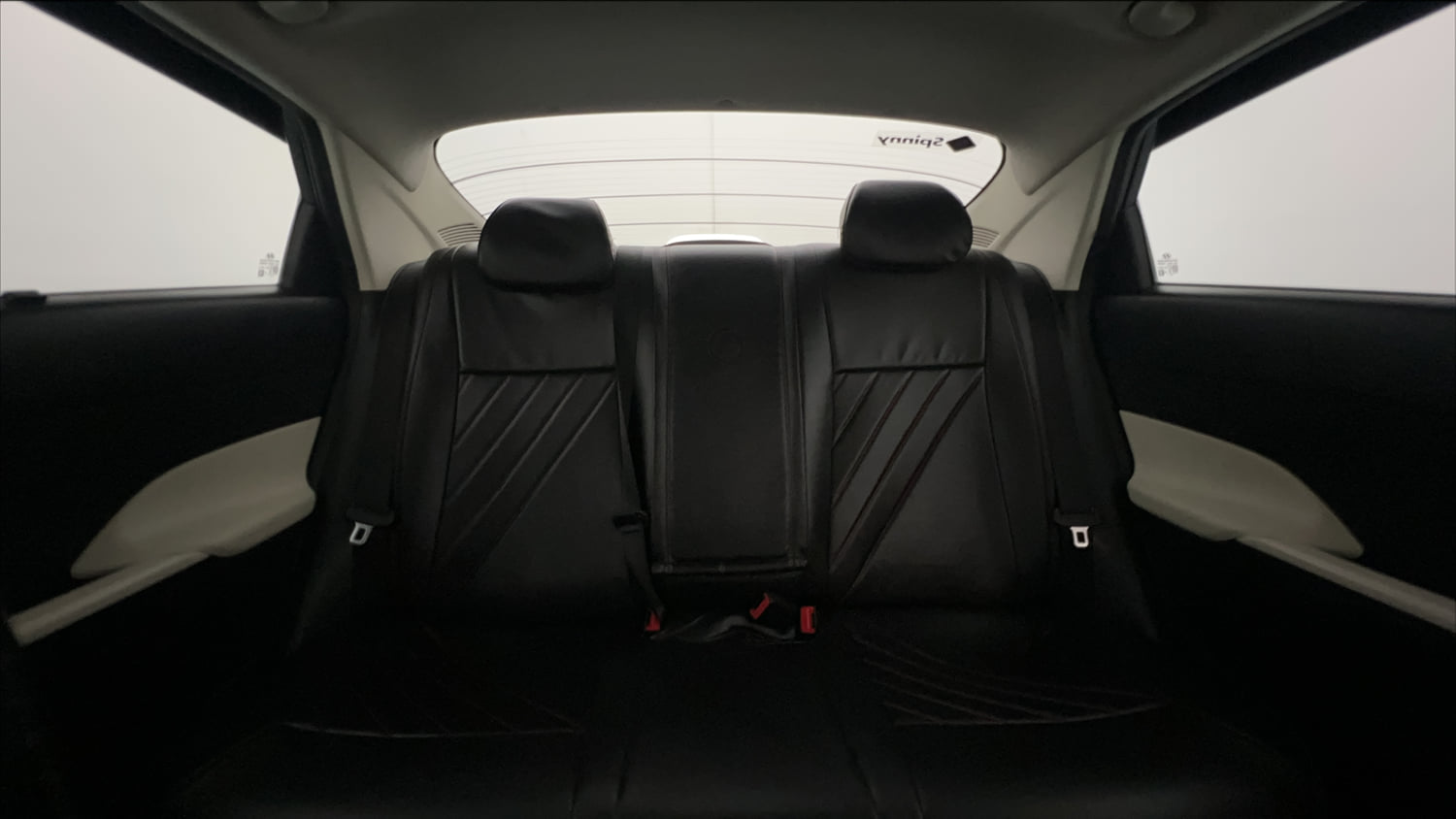 Used 2023 Hyundai Verna SX 1.5 Petrol MT Petrol Manual interior REAR SEAT CONDITION VIEW