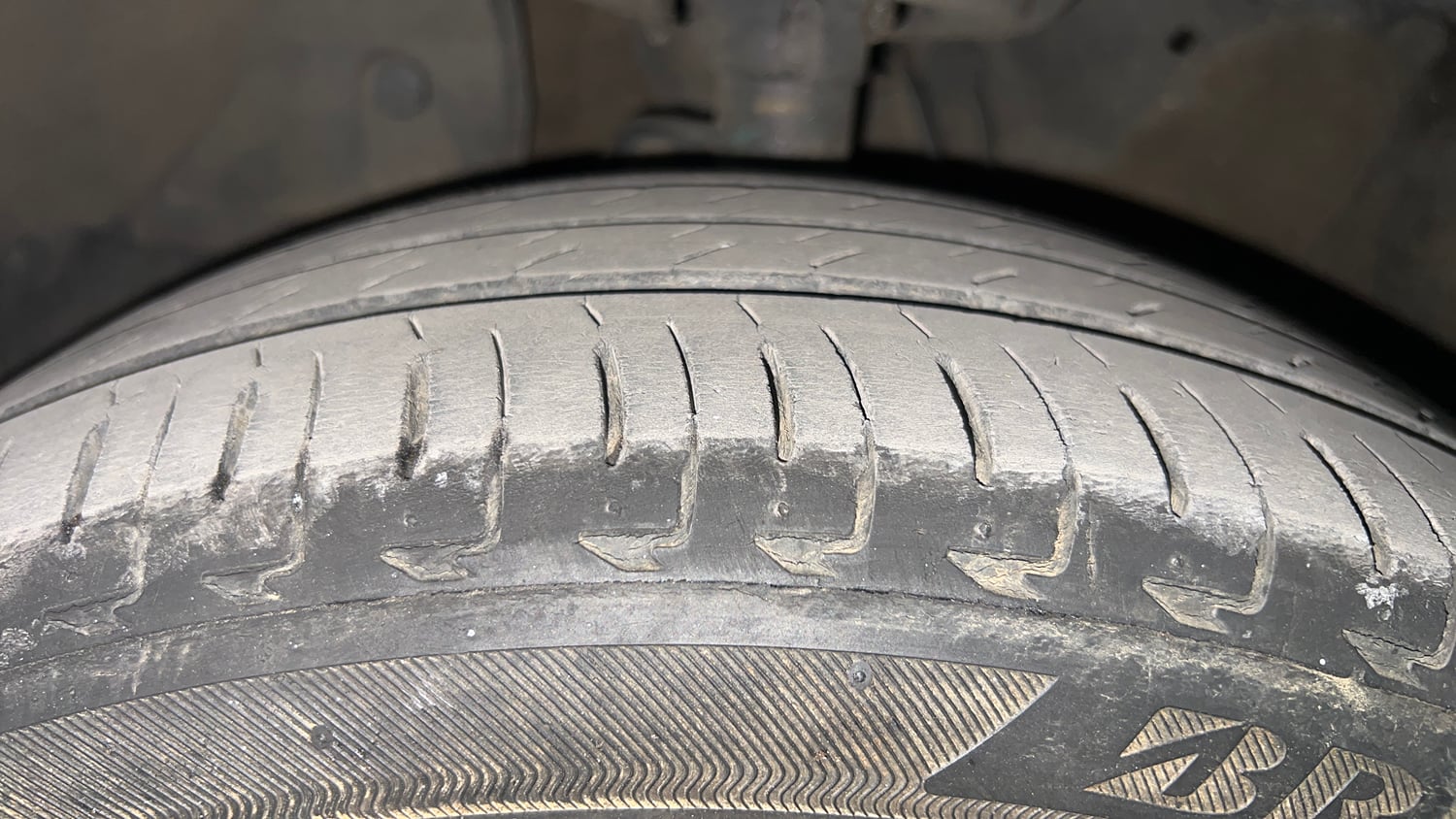 Used 2021 Honda City VX Petrol Petrol Manual tyres LEFT FRONT TYRE TREAD VIEW