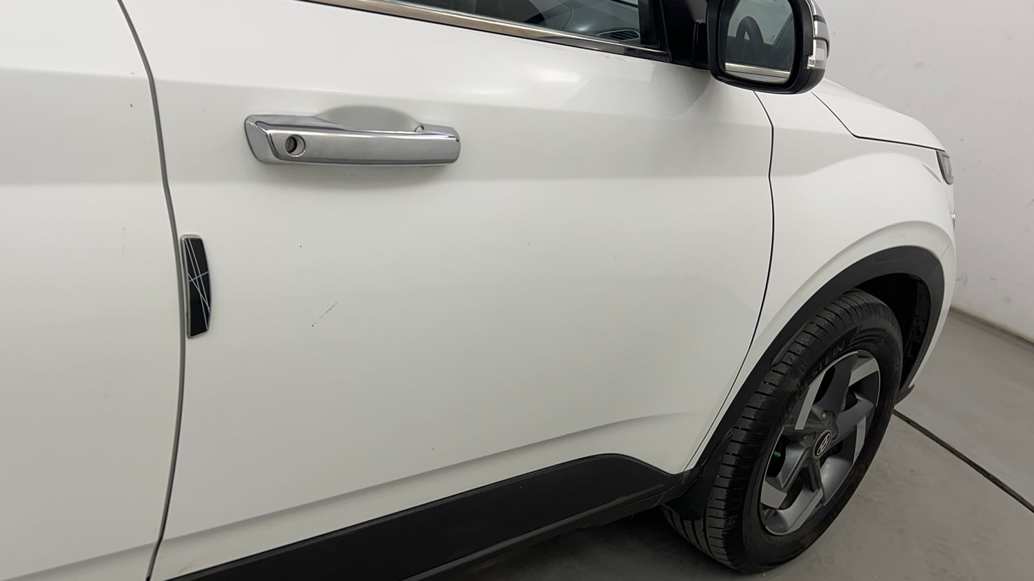 Used 2021 Hyundai Venue SX 1.0 Turbo Petrol Manual dents MINOR SCRATCH