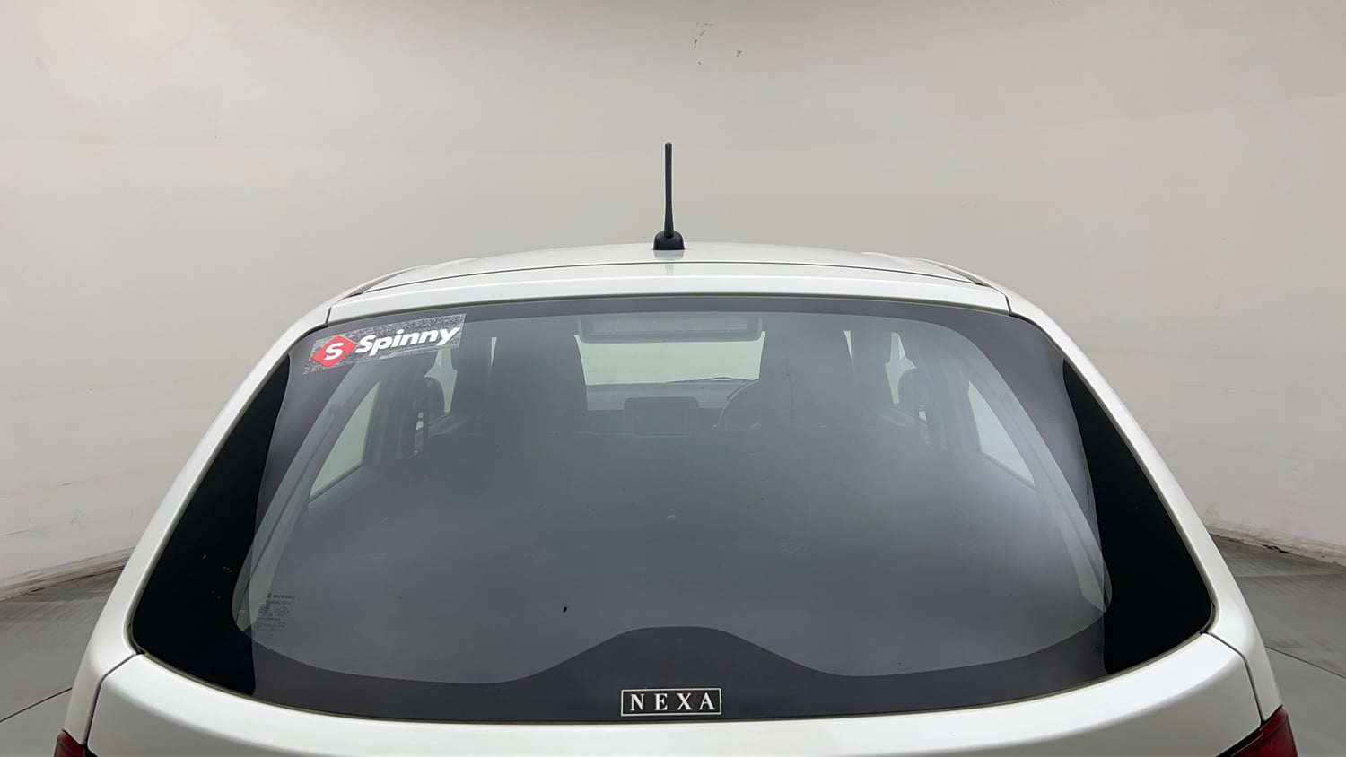 Used 2024 Maruti Suzuki Ignis Sigma 1.2 MT Petrol Manual exterior BACK WINDSHIELD VIEW