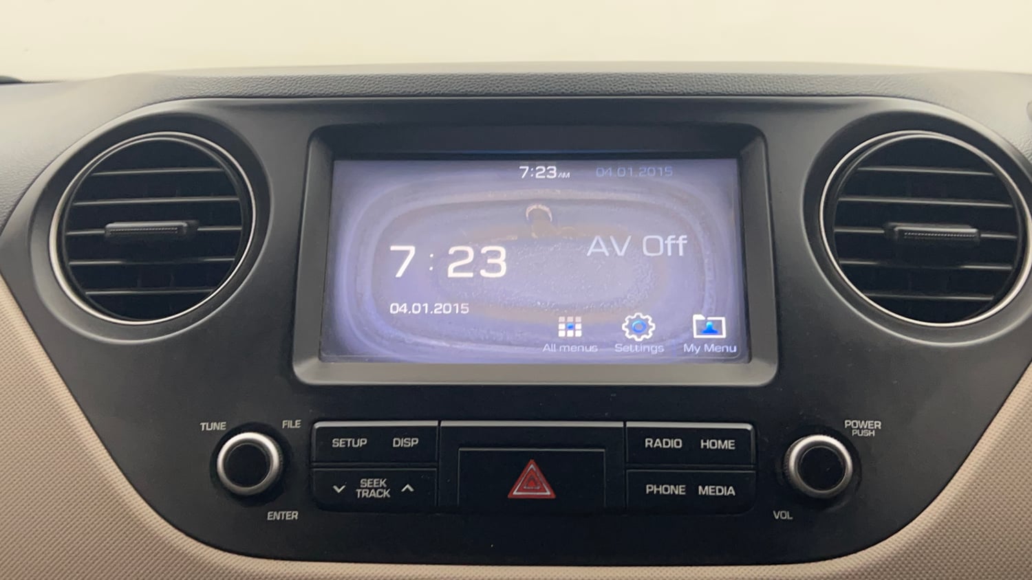 Used 2017 Hyundai Grand i10 Sportz (O) 1.2 Kappa VTVT Petrol Manual top_features Touch screen infotainment system