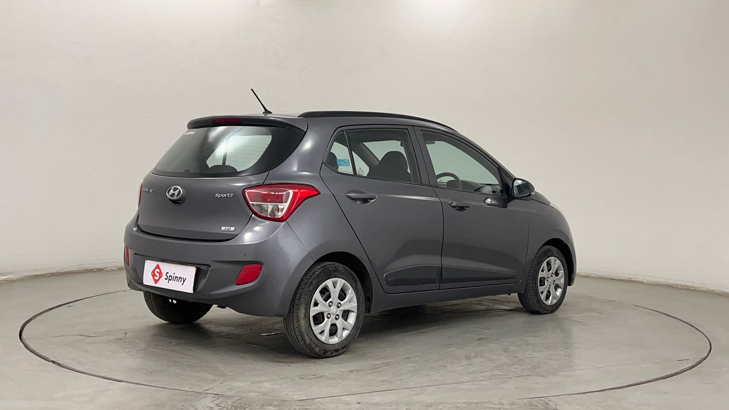 Used 2016 Hyundai Grand i10 Sportz 1.2 Kappa VTVT Petrol Manual exterior RIGHT REAR CORNER VIEW