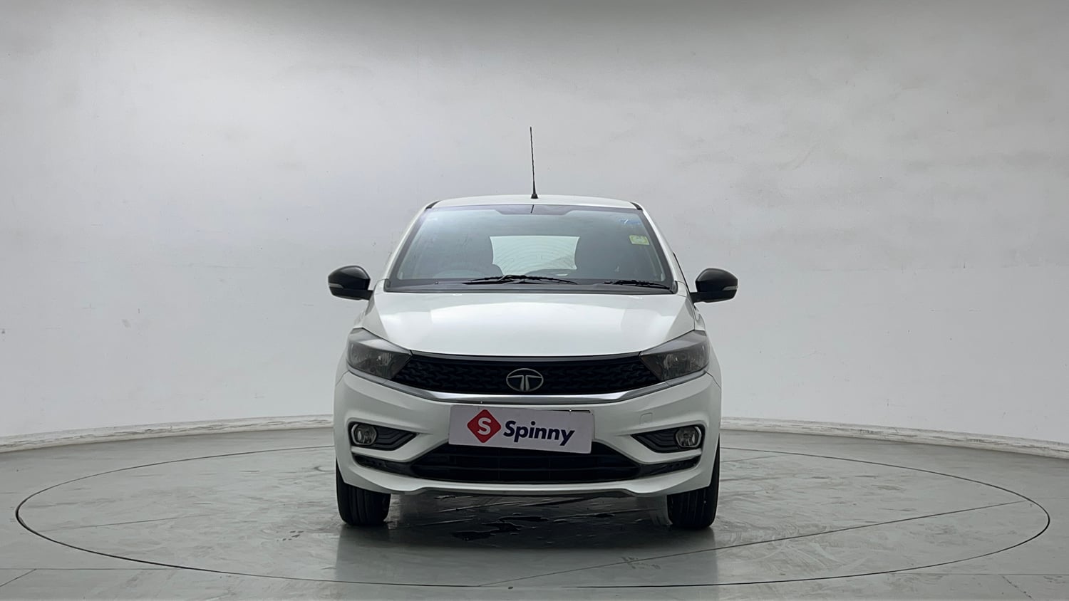 Used 2020 Tata Tiago XZA Plus Petrol Automatic exterior FRONT VIEW