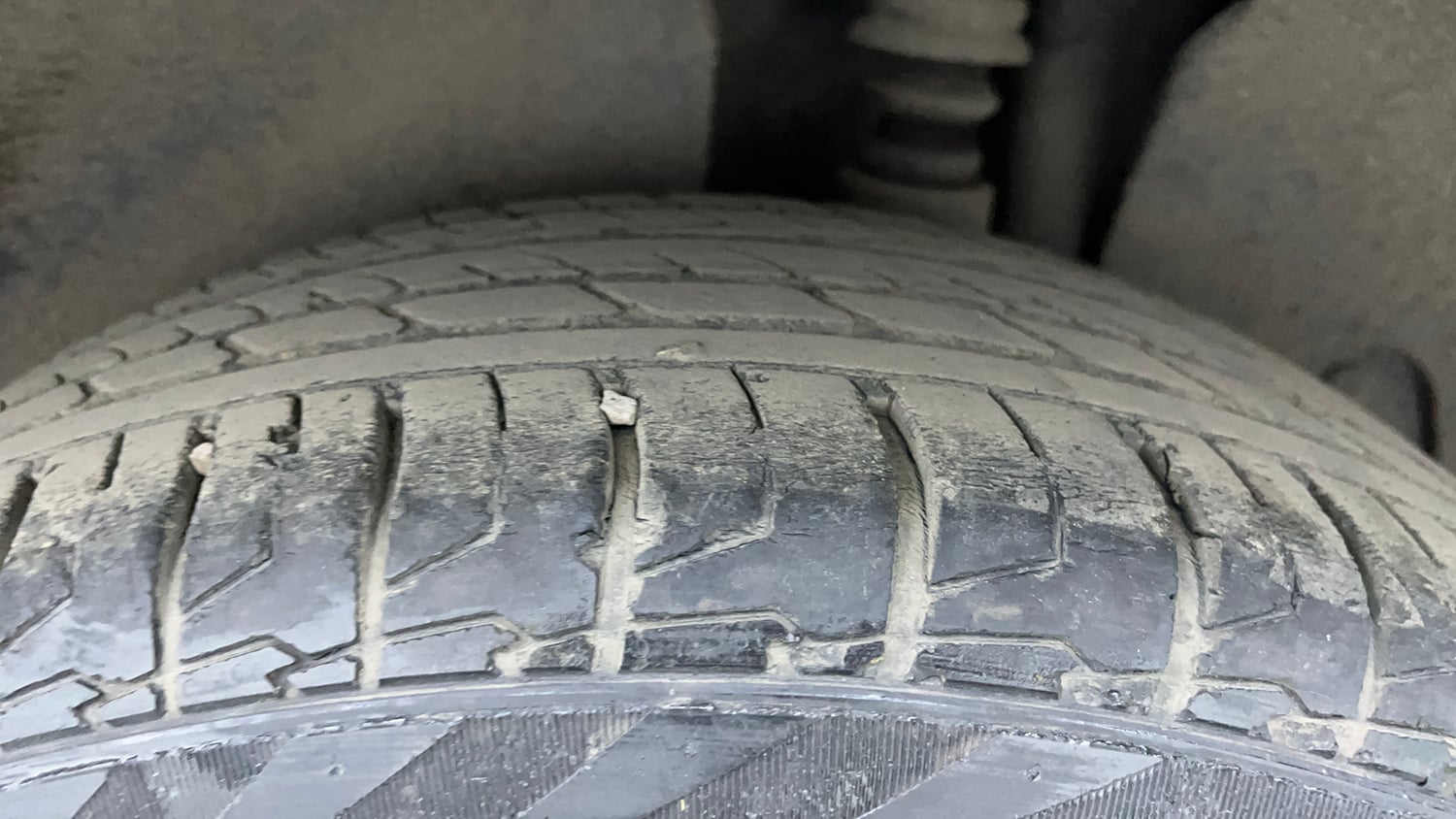 Used 2021 Hyundai Creta SX (O) 1.5 Petrol IVT Petrol Automatic tyres LEFT REAR TYRE TREAD VIEW