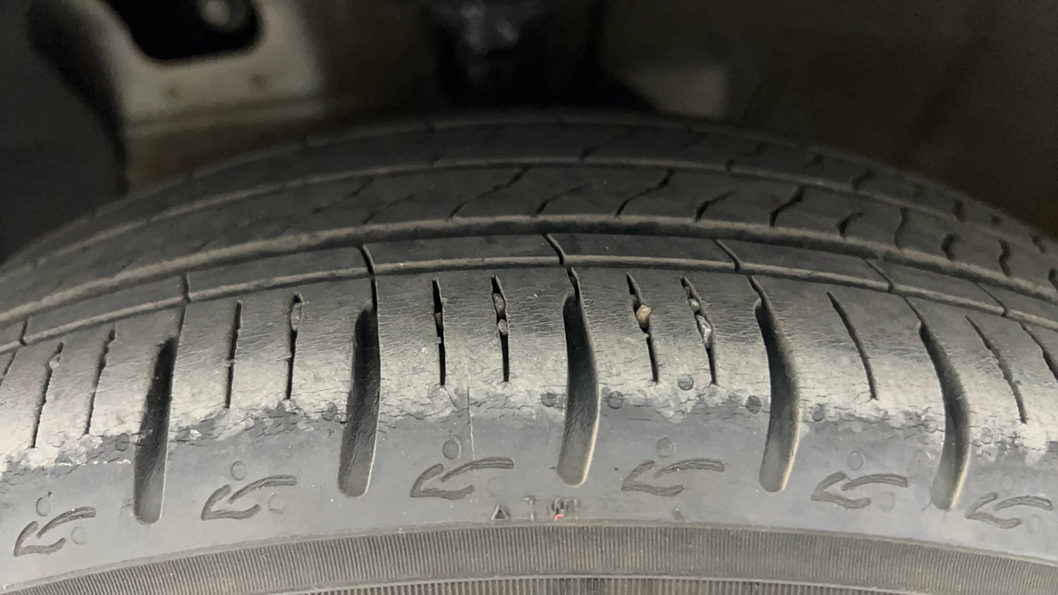Used 2024 Hyundai Grand i10 Nios Asta 1.2 Kappa AMT Petrol Automatic tyres LEFT FRONT TYRE TREAD VIEW