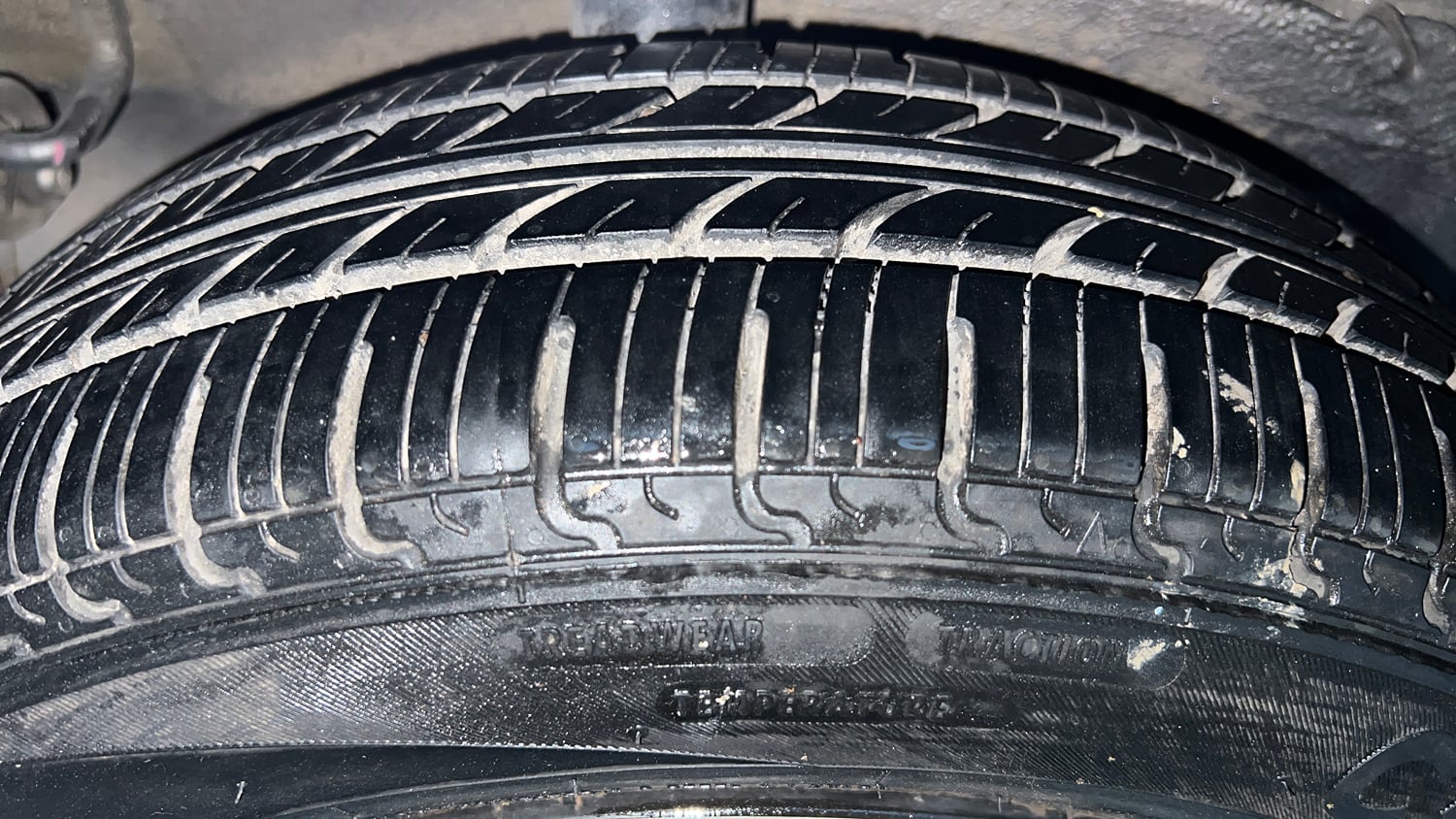 Used 2016 Maruti Suzuki Celerio ZXi AMT Petrol Automatic tyres RIGHT REAR TYRE TREAD VIEW
