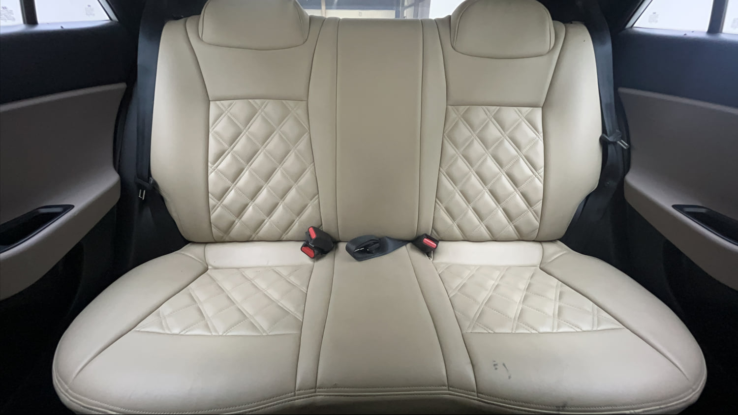 Used 2018 Hyundai Elite i20 Magna Executive 1.4 CRDI Diesel Manual interior REAR SEAT CONDITION VIEW