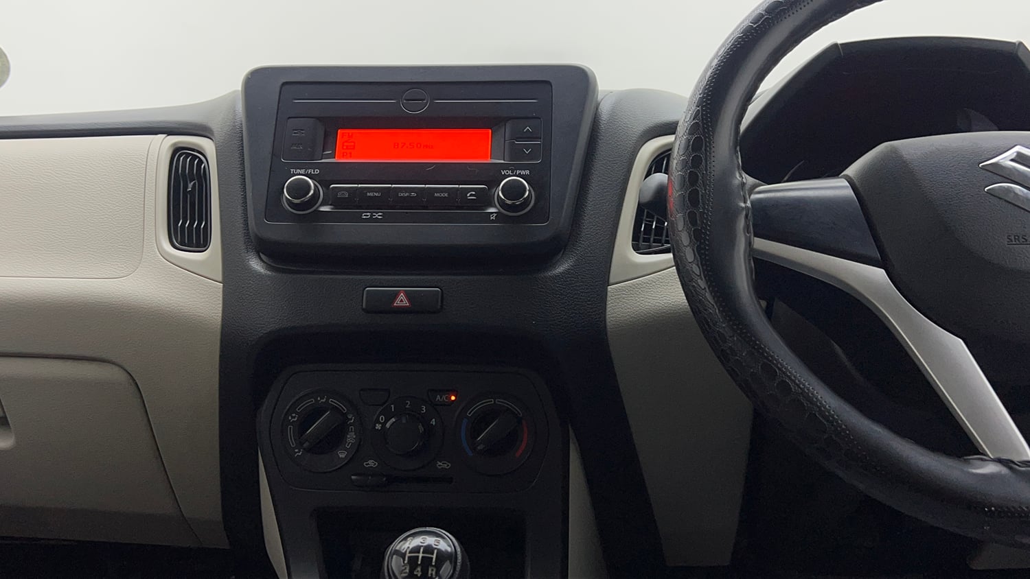 Used 2024 Maruti Suzuki Wagon R VXI 1.0 Petrol Manual interior MUSIC SYSTEM & AC CONTROL VIEW