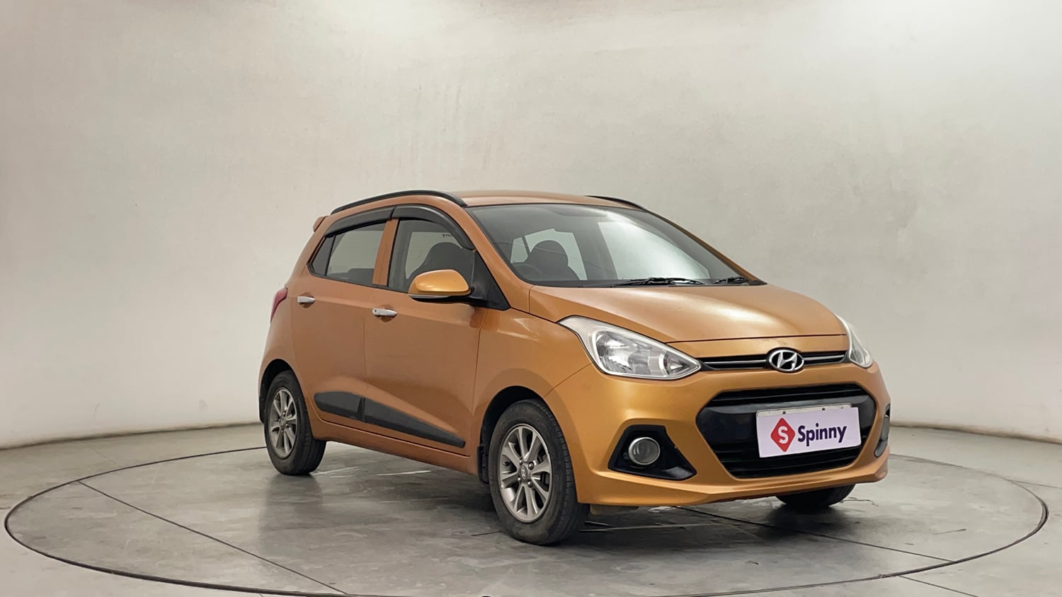 Used 2015 Hyundai Grand i10 Asta 1.2 Kappa VTVT Petrol Manual exterior RIGHT FRONT CORNER VIEW