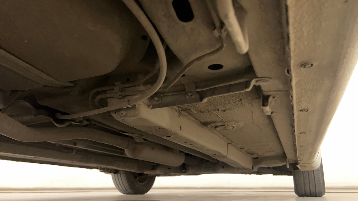 Used 2018 Maruti Suzuki Ciaz Delta 1.4 AT Petrol Automatic extra REAR RIGHT UNDERBODY VIEW