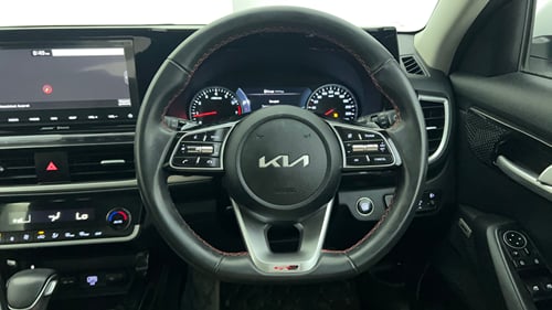 Used 2022 Kia Seltos GTX Plus 1.4 DCT Petrol Automatic interior STEERING VIEW