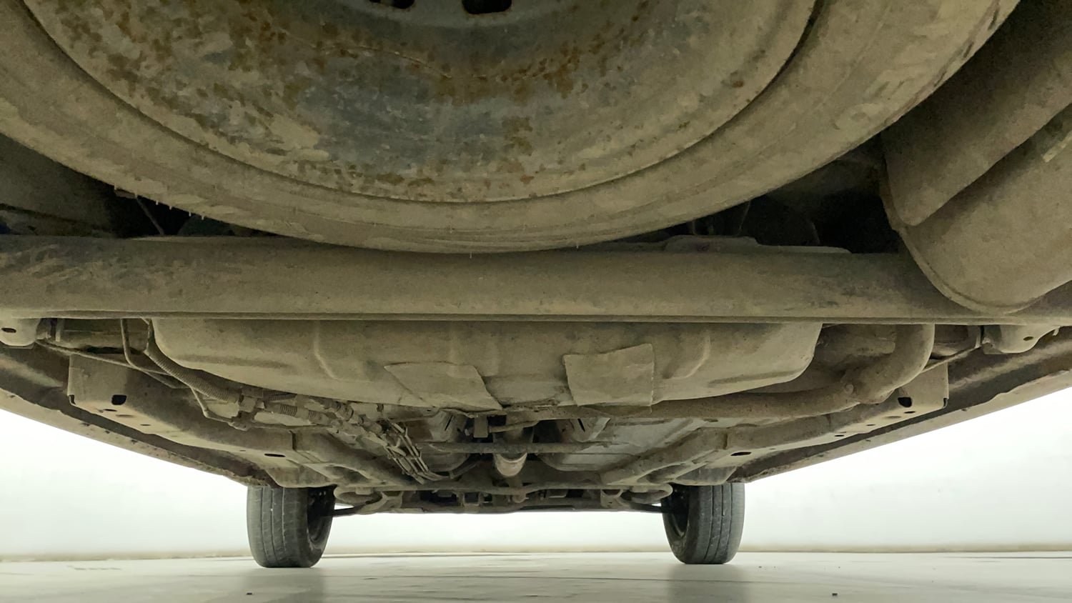 Used 2024 Tata Tiago XT Rhythm iCNG Cng Manual extra REAR UNDERBODY VIEW (TAKEN FROM REAR)