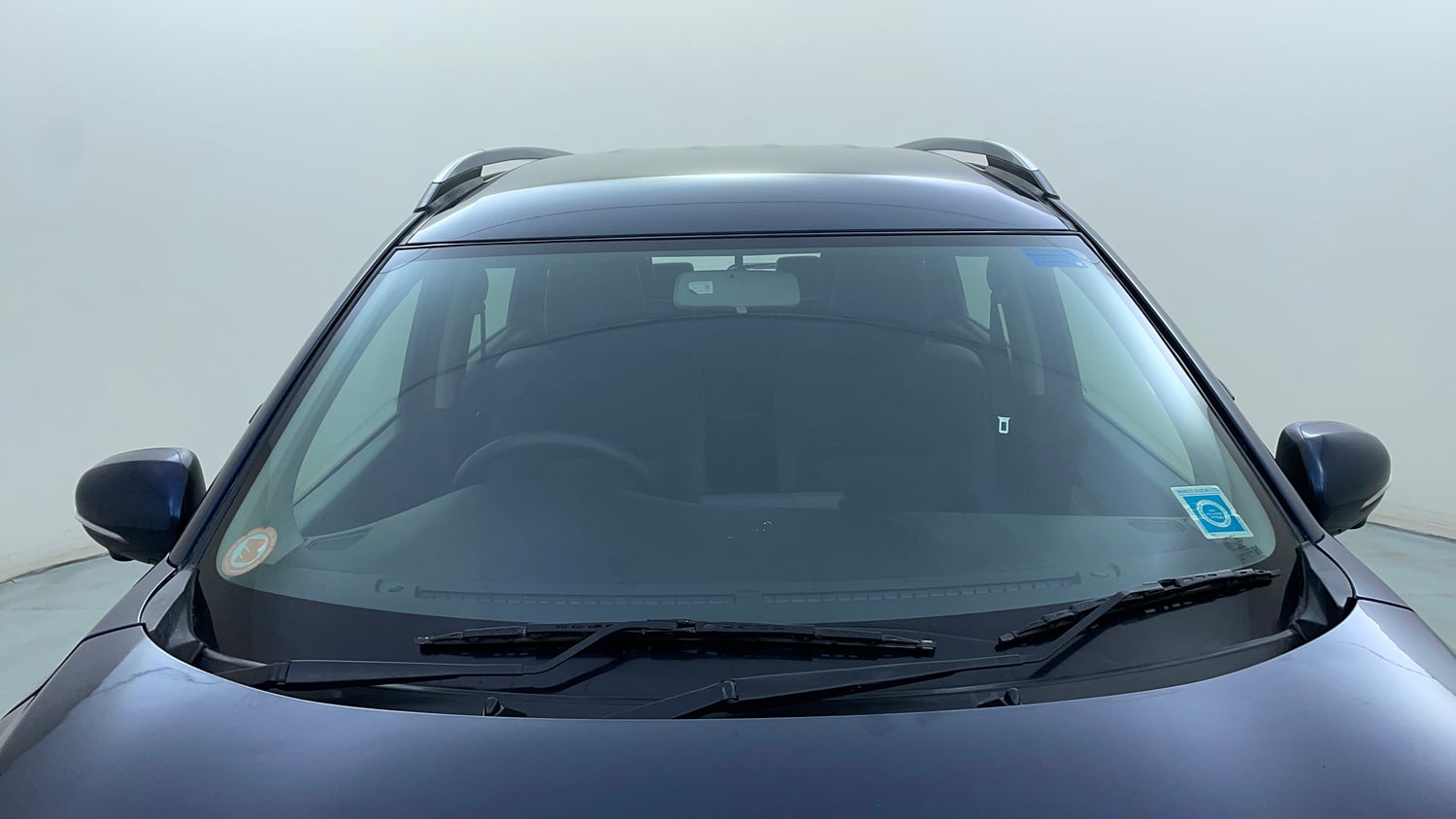 Used 2022 Maruti Suzuki XL6 Alpha Plus AT Petrol Petrol Automatic exterior FRONT WINDSHIELD VIEW