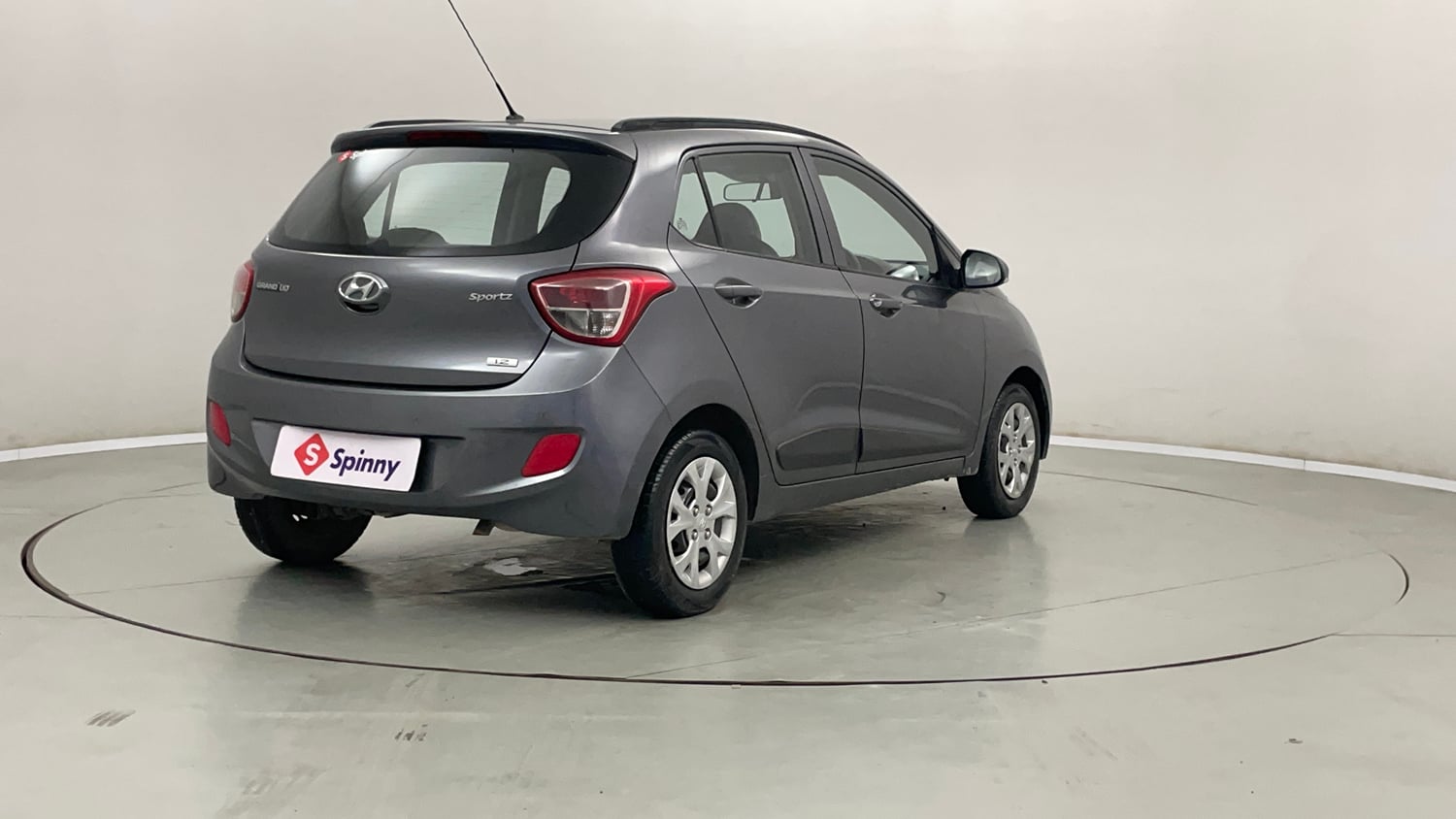 Used 2016 Hyundai Grand i10 Sportz 1.2 Kappa VTVT Petrol Manual exterior RIGHT REAR CORNER VIEW