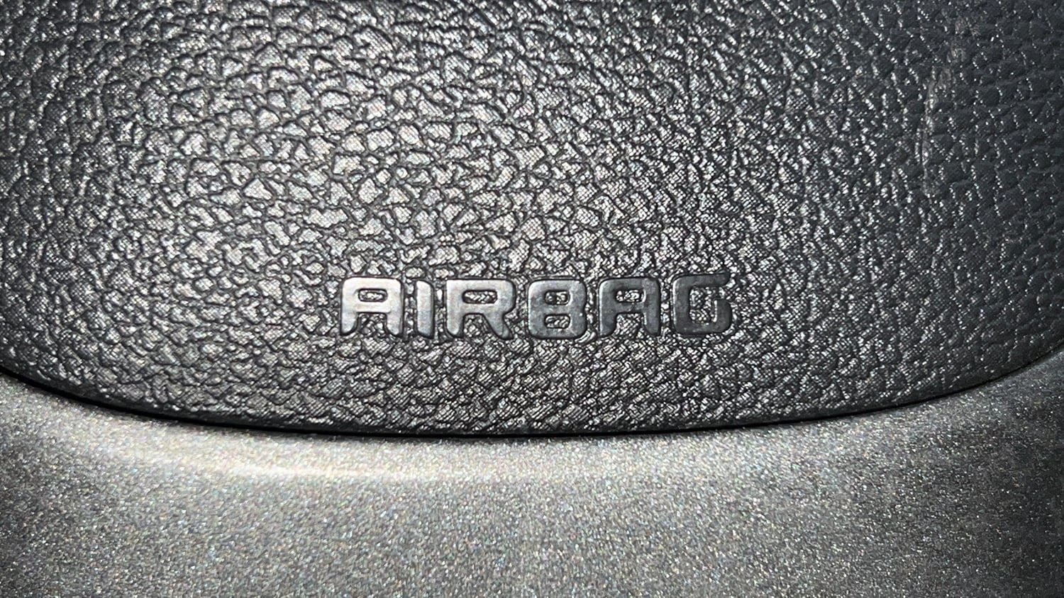 Used 2022 Tata Altroz XZ Plus Petrol Dark Edition Petrol Manual top_features Airbags
