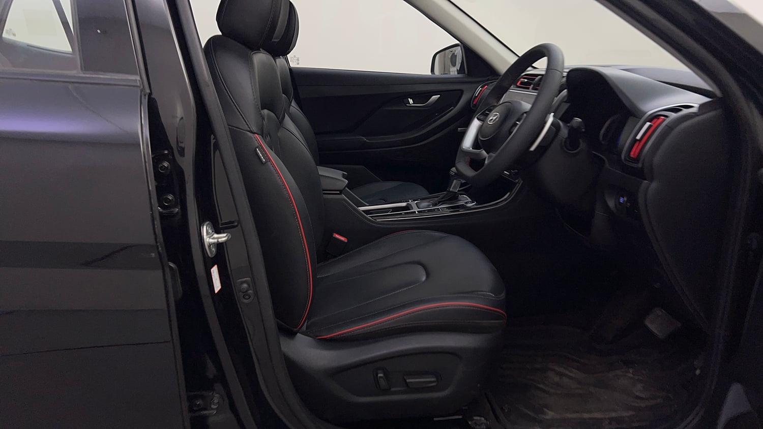Used 2023 Hyundai Creta SX (O) 1.5 Petrol IVT Knight Petrol Automatic interior RIGHT SIDE FRONT DOOR CABIN VIEW