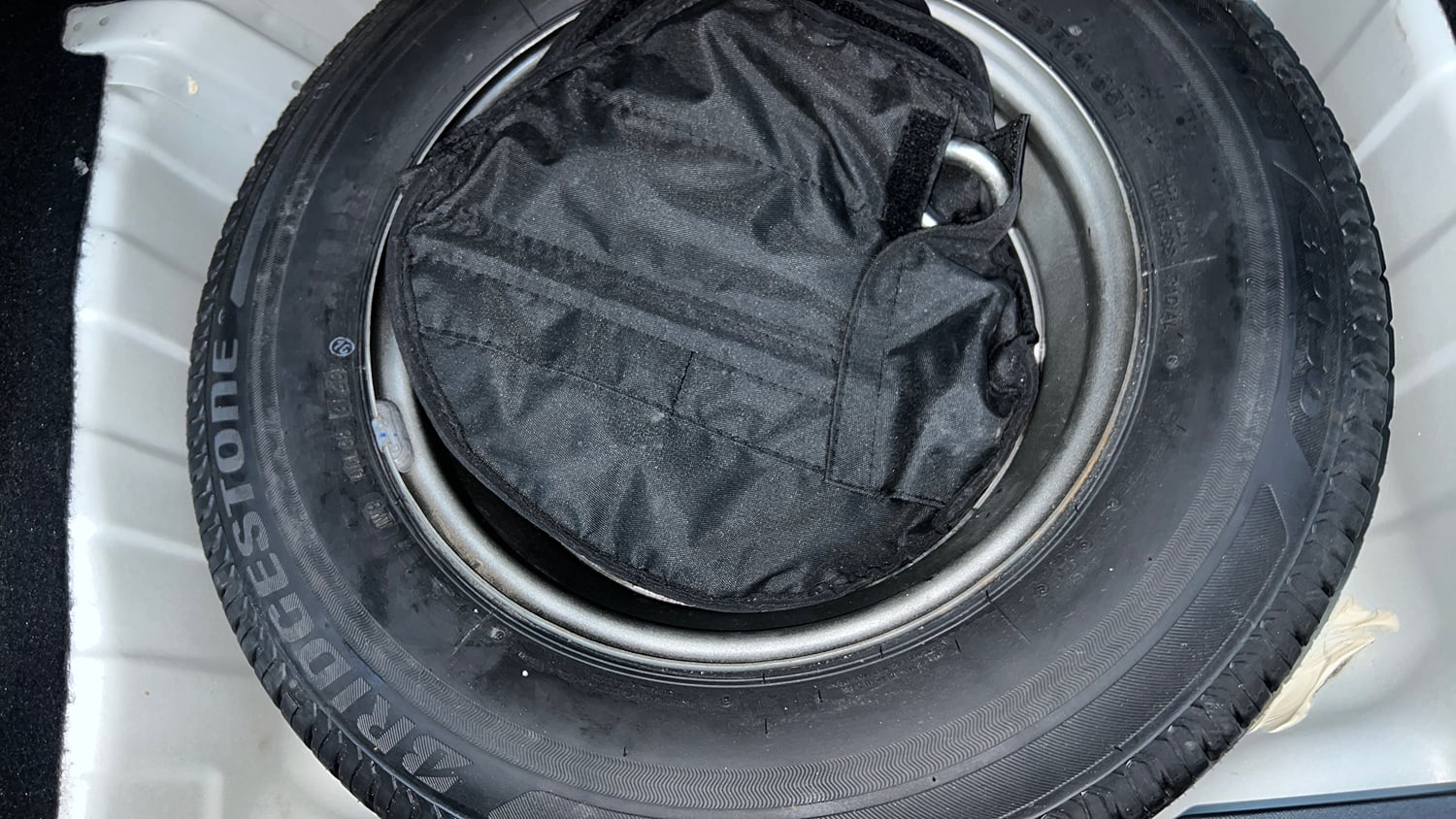 Used 2023 Tata Altroz XM (S) Petrol Petrol Manual tyres SPARE TYRE VIEW