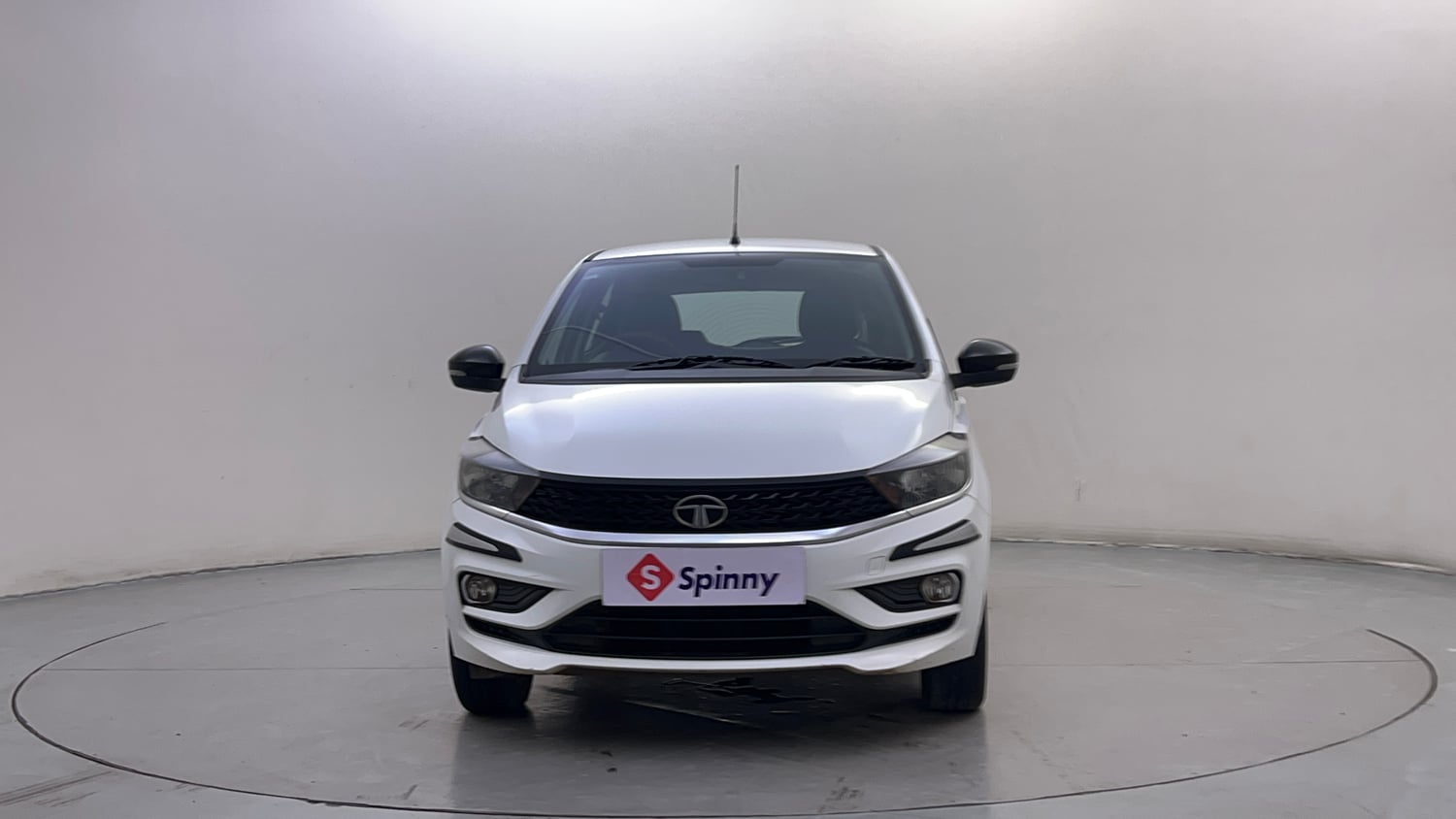 Used 2022 Tata Tiago XZA Plus Petrol Automatic exterior FRONT VIEW