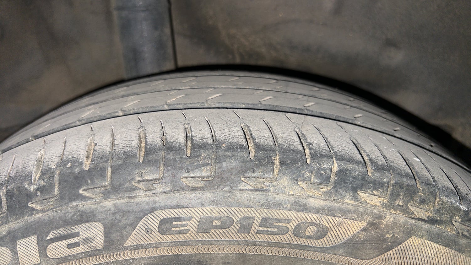 Used 2021 Honda City VX Petrol Petrol Manual tyres RIGHT REAR TYRE TREAD VIEW