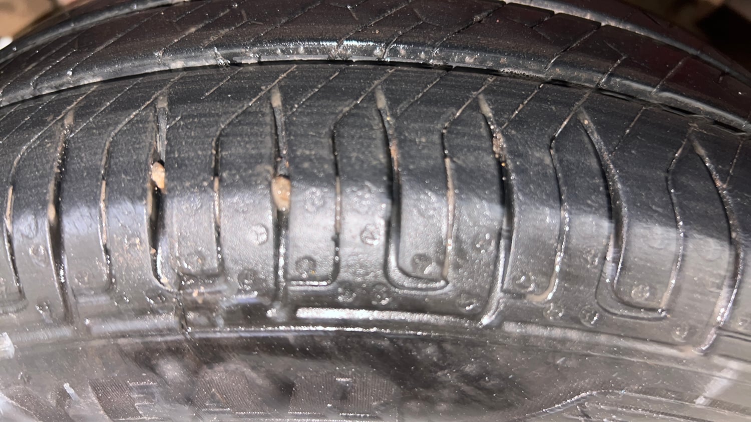Used 2013 Maruti Suzuki Alto K10 VXi Petrol Manual tyres RIGHT REAR TYRE TREAD VIEW