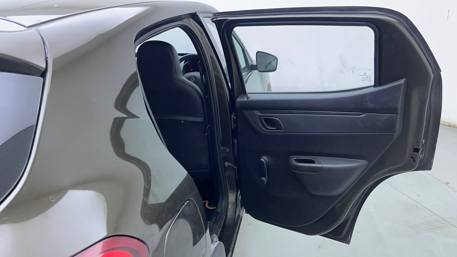 Used 2018 Renault Kwid 1.0 RXT AMT Petrol Automatic interior RIGHT REAR DOOR OPEN VIEW