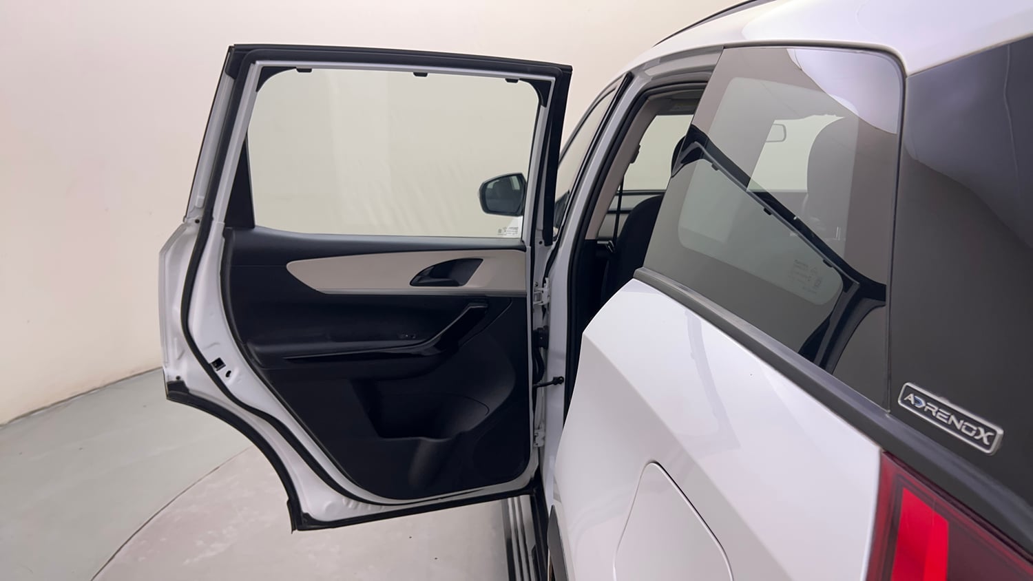 Used 2022 Mahindra XUV700 AX 5 Diesel AT 7 STR Diesel Automatic interior LEFT REAR DOOR OPEN VIEW