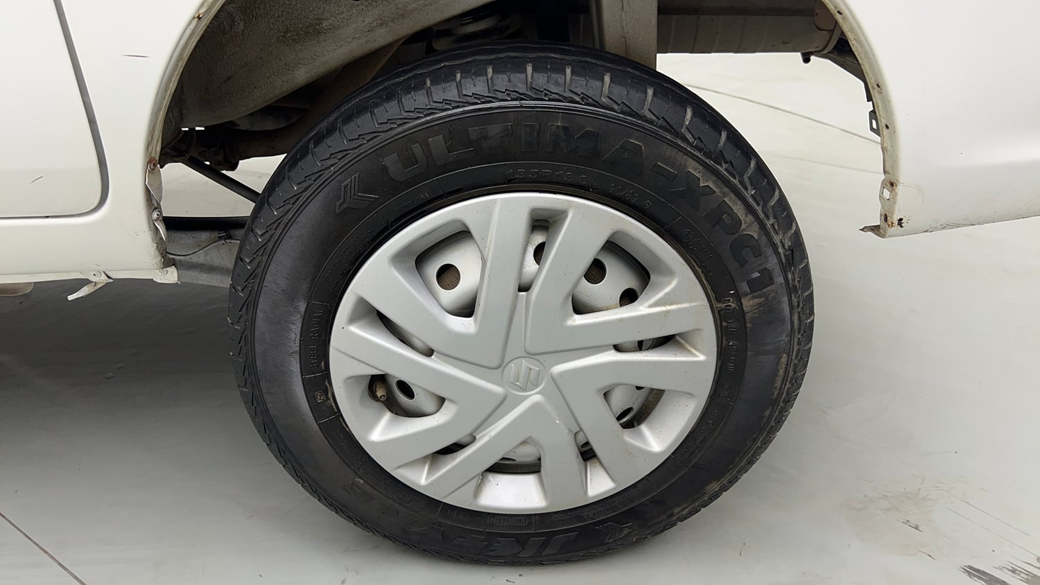 Used 2024 Maruti Suzuki Eeco 5 STR AC (O) CNG Cng Manual tyres LEFT REAR TYRE RIM VIEW