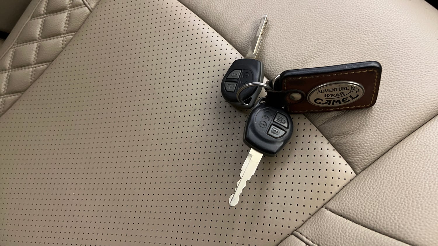 Used 2017 Maruti Suzuki Dzire VXi AMT Petrol Automatic extra CAR KEY VIEW
