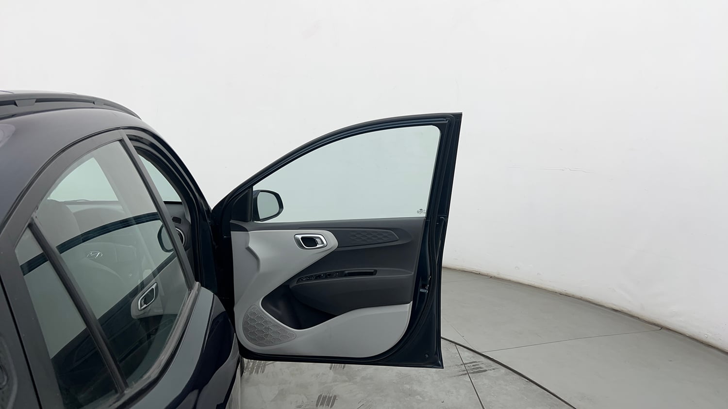 Used 2023 Hyundai Grand i10 Nios Sportz 1.2 Kappa VTVT Petrol Manual interior RIGHT FRONT DOOR OPEN VIEW