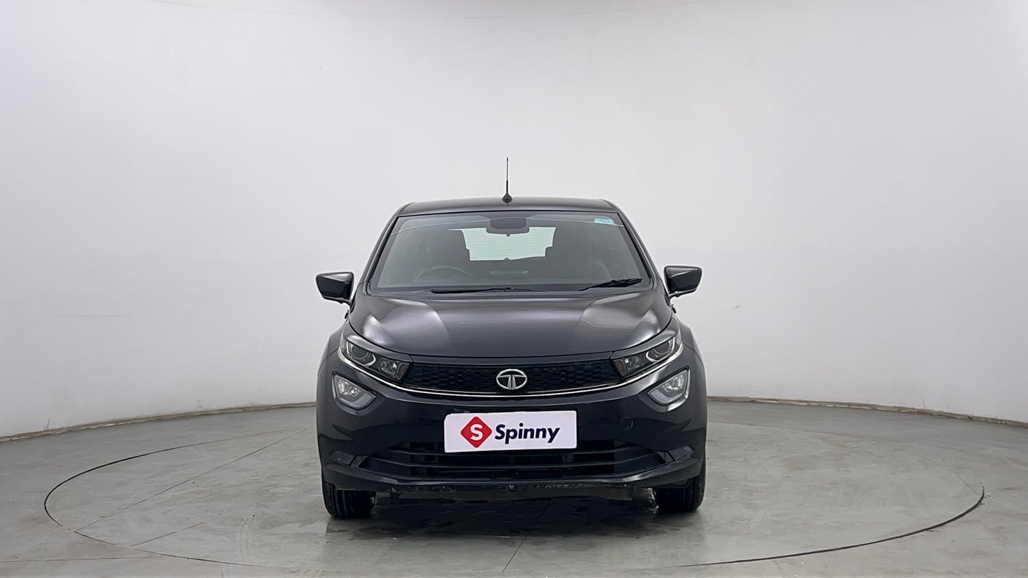 Used 2022 Tata Altroz XZ Plus Petrol Dark Edition Petrol Manual exterior FRONT VIEW