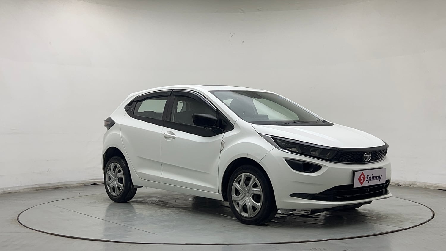 Used 2023 Tata Altroz XM (S) Petrol Petrol Manual exterior RIGHT FRONT CORNER VIEW
