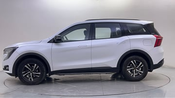 Used 2022 Mahindra XUV700 AX 5 Diesel AT 7 STR Diesel Automatic Image