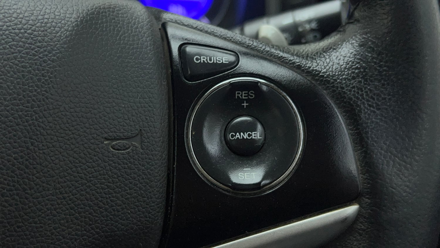 Used 2022 Honda Jazz ZX CVT Petrol Automatic top_features Cruise control