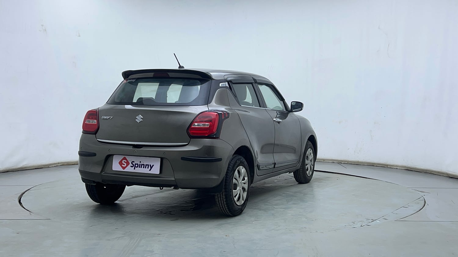 Used 2022 Maruti Suzuki Swift VXi Petrol Manual exterior RIGHT REAR CORNER VIEW