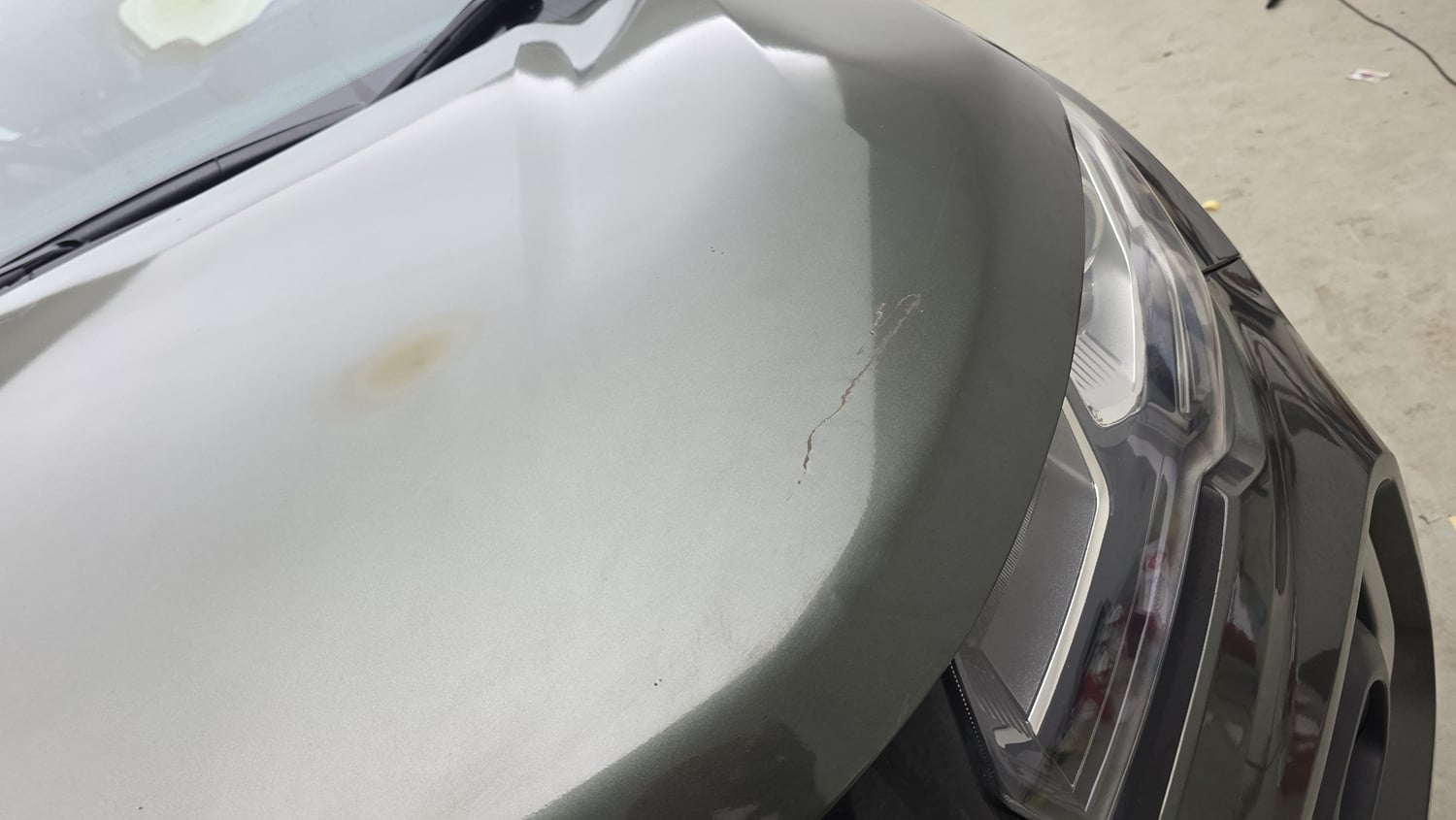 Used 2023 Tata Nexon XZ Plus LUXS Petrol Manual dents MINOR SCRATCH