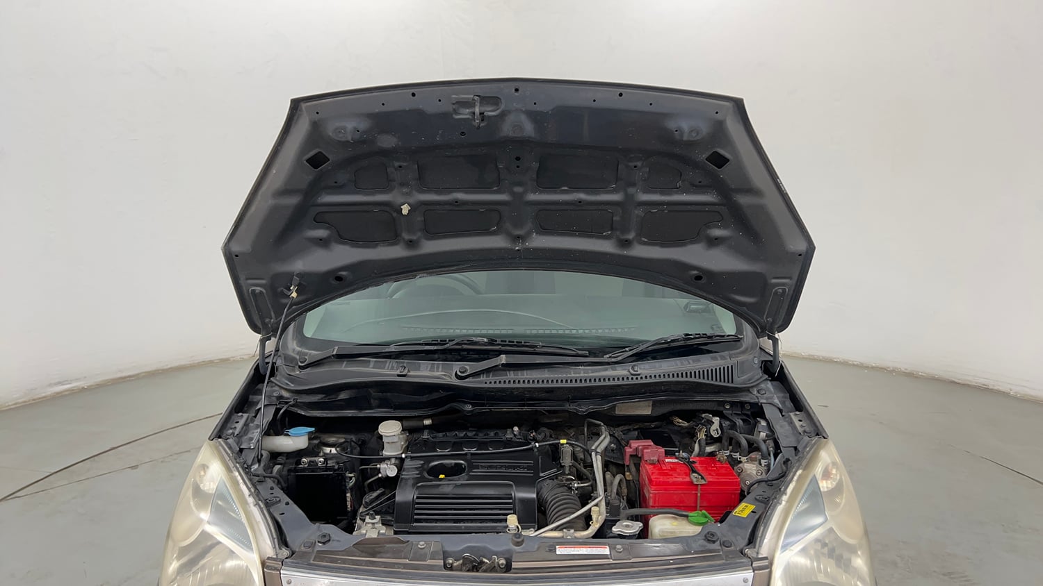 Used 2015 Maruti Suzuki Wagon R LXI CNG Cng Manual engine ENGINE & BONNET OPEN FRONT VIEW