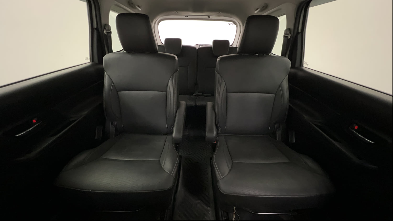 Used 2022 Maruti Suzuki XL6 Alpha MT Petrol Petrol Manual interior REAR SEAT CONDITION VIEW