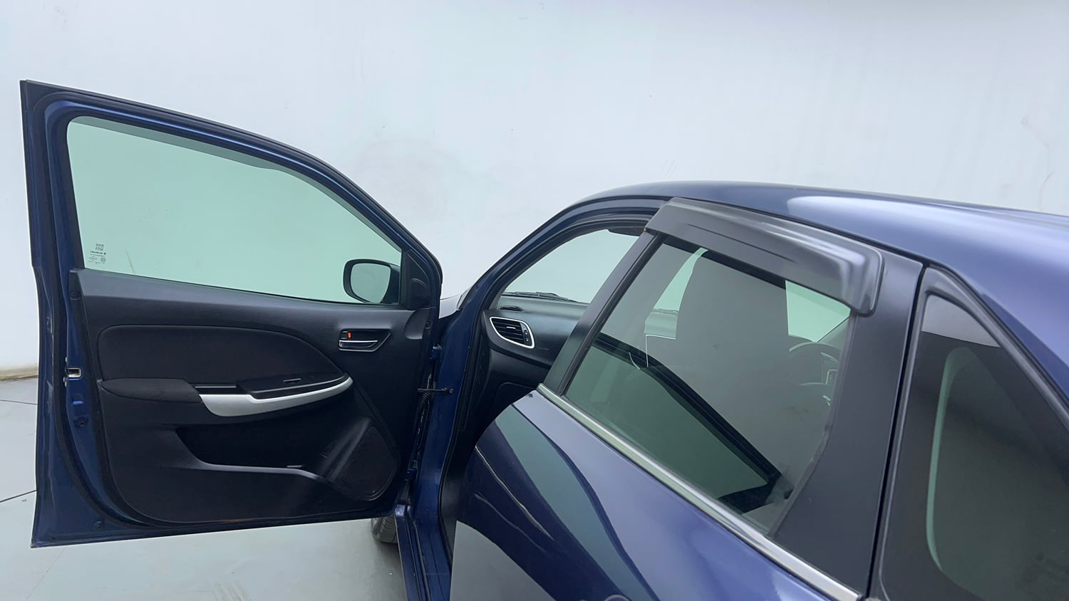 Used 2018 Maruti Suzuki Baleno Alpha 1.2 Petrol Manual interior LEFT FRONT DOOR OPEN VIEW