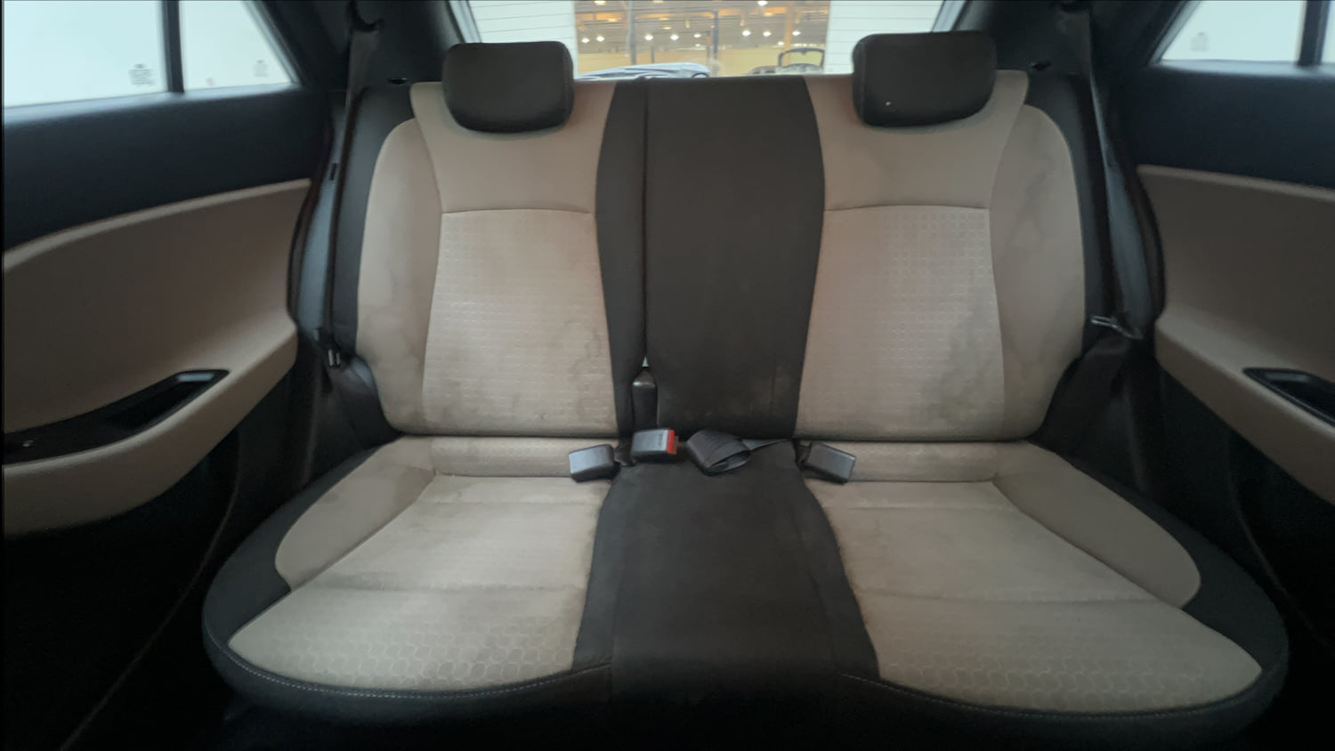 Used 2017 Hyundai Elite i20 Asta 1.2 Petrol Manual interior REAR SEAT CONDITION VIEW