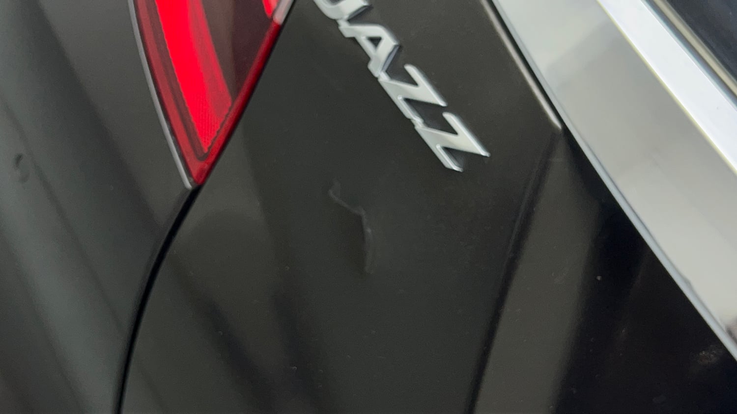 Used 2022 Honda Jazz ZX CVT Petrol Automatic dents MINOR DENT