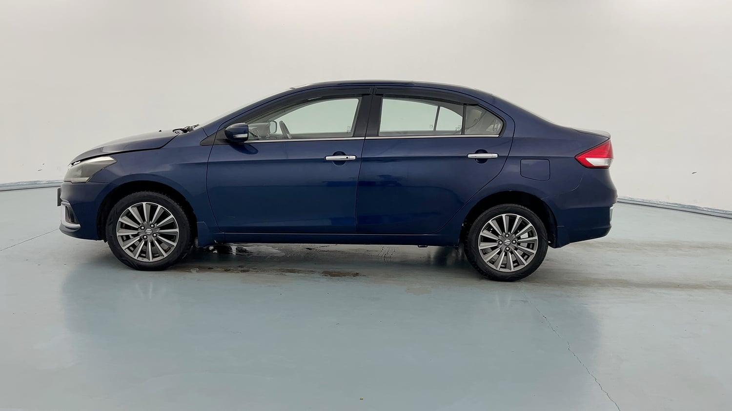 Used 2019 Maruti Suzuki Ciaz Alpha Hybrid 1.5 Petrol Manual exterior LEFT SIDE VIEW