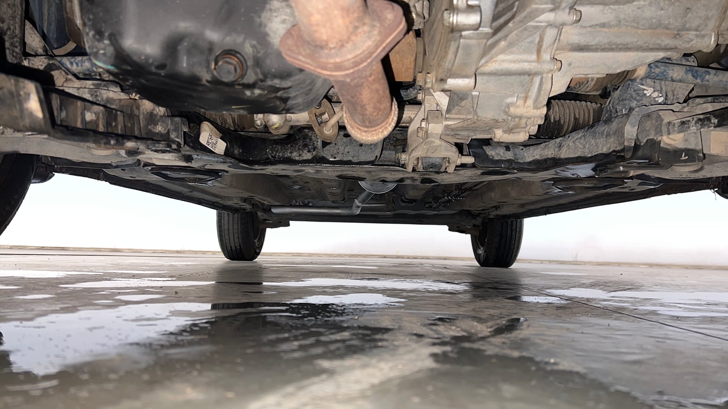 Used 2022 Tata Punch Adventure MT Petrol Manual extra FRONT LEFT UNDERBODY VIEW