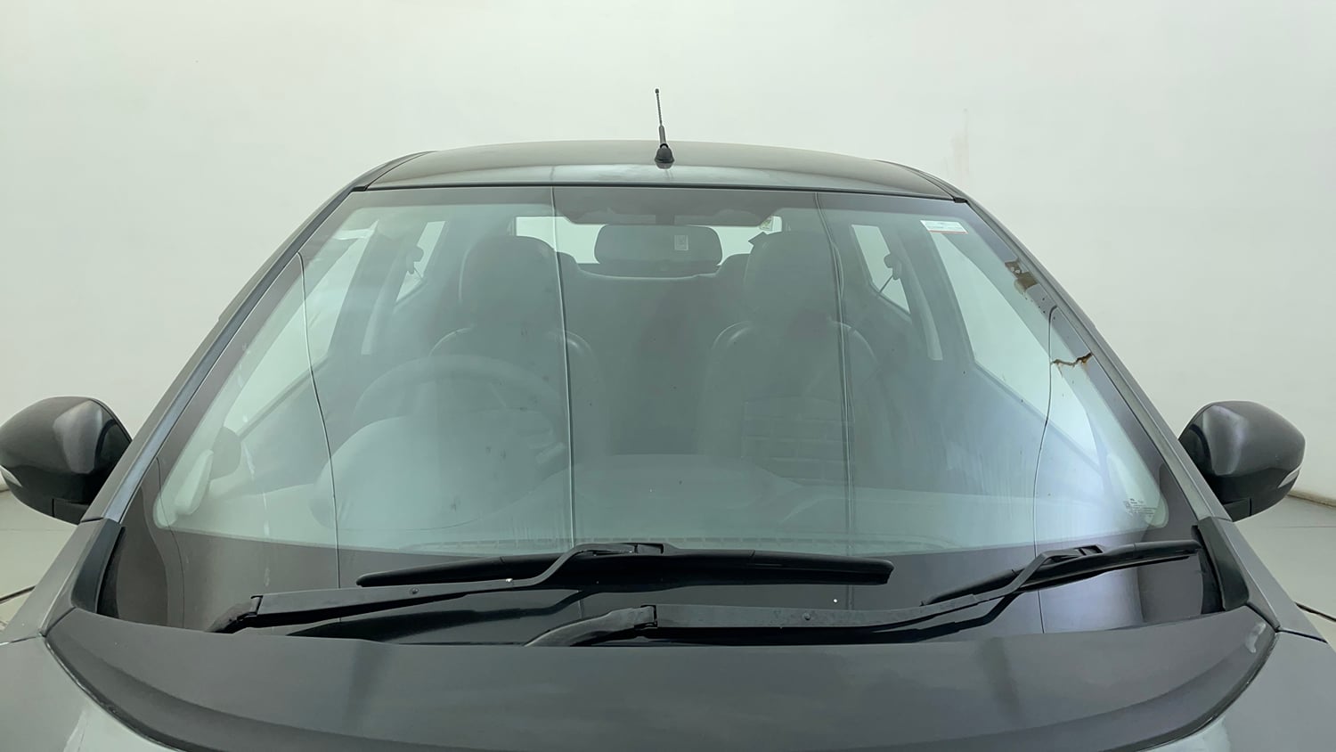 Used 2024 Tata Tiago XT Rhythm iCNG Cng Manual exterior FRONT WINDSHIELD VIEW