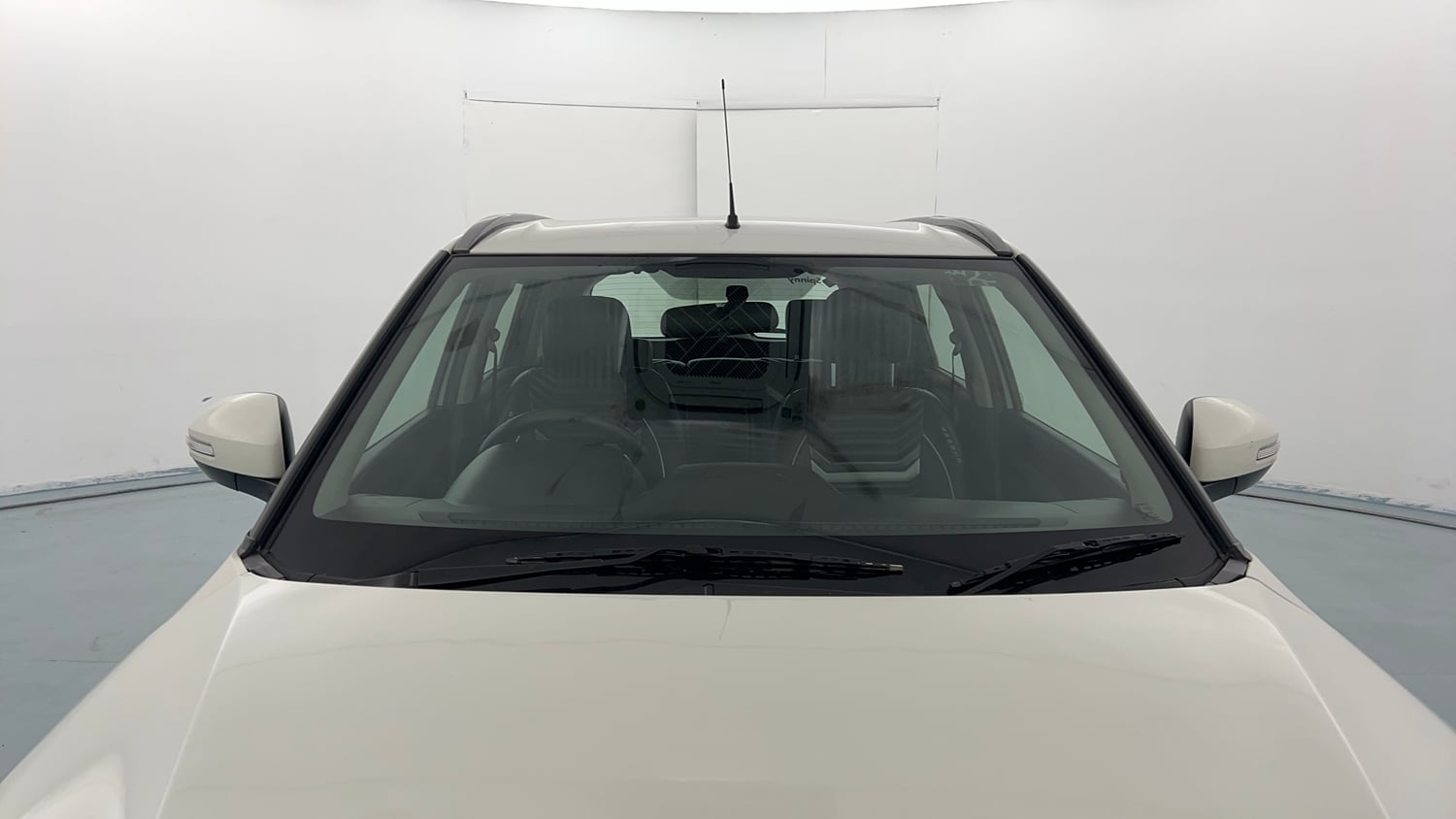 Used 2021 maruti-suzuki Vitara Brezza ZXi Petrol Manual exterior FRONT WINDSHIELD VIEW