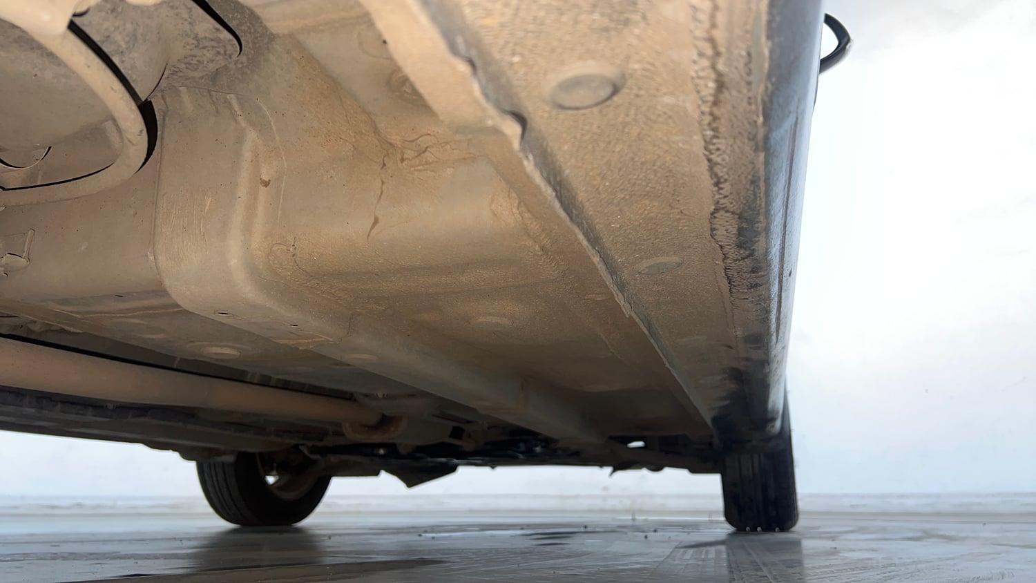 Used 2019 Hyundai Xcent SX Petrol Manual extra REAR RIGHT UNDERBODY VIEW