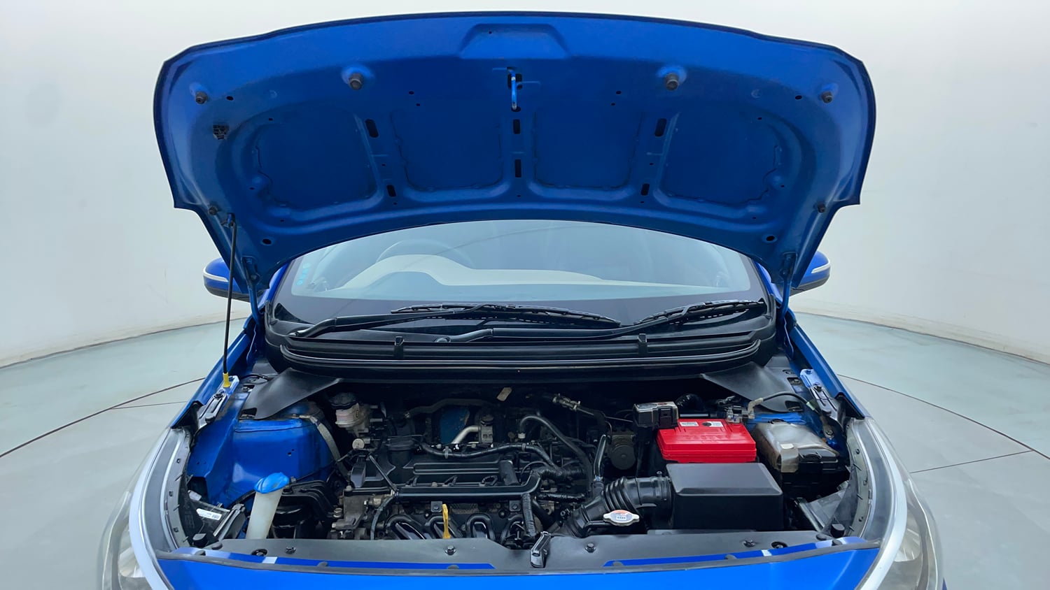 Used 2019 Hyundai Elite i20 Sportz Plus 1.2 CVT Petrol Automatic engine ENGINE & BONNET OPEN FRONT VIEW