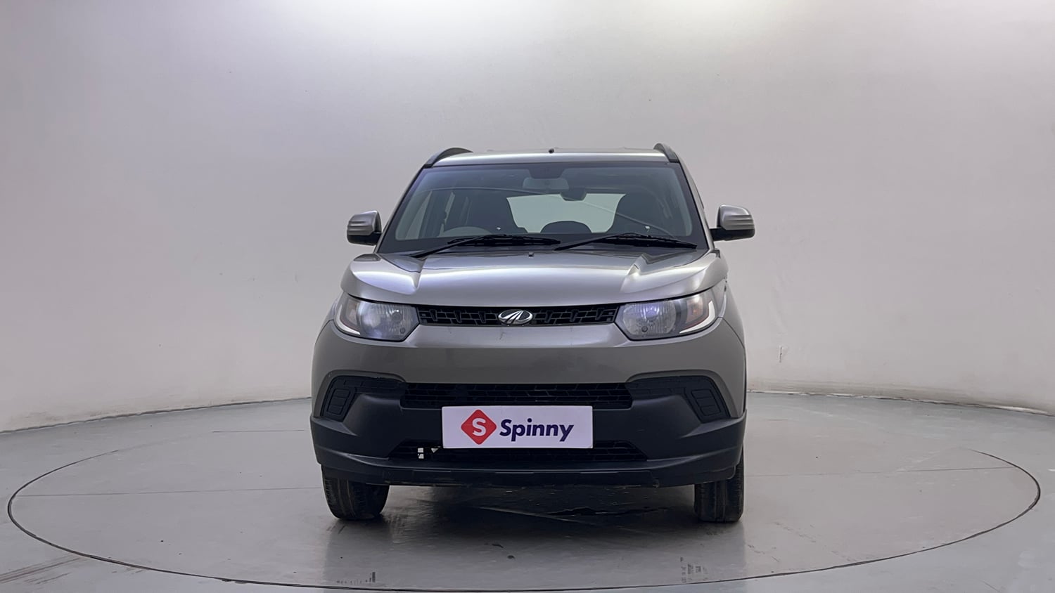 Used 2017 Mahindra KUV100 K4 6 STR Petrol Manual exterior FRONT VIEW