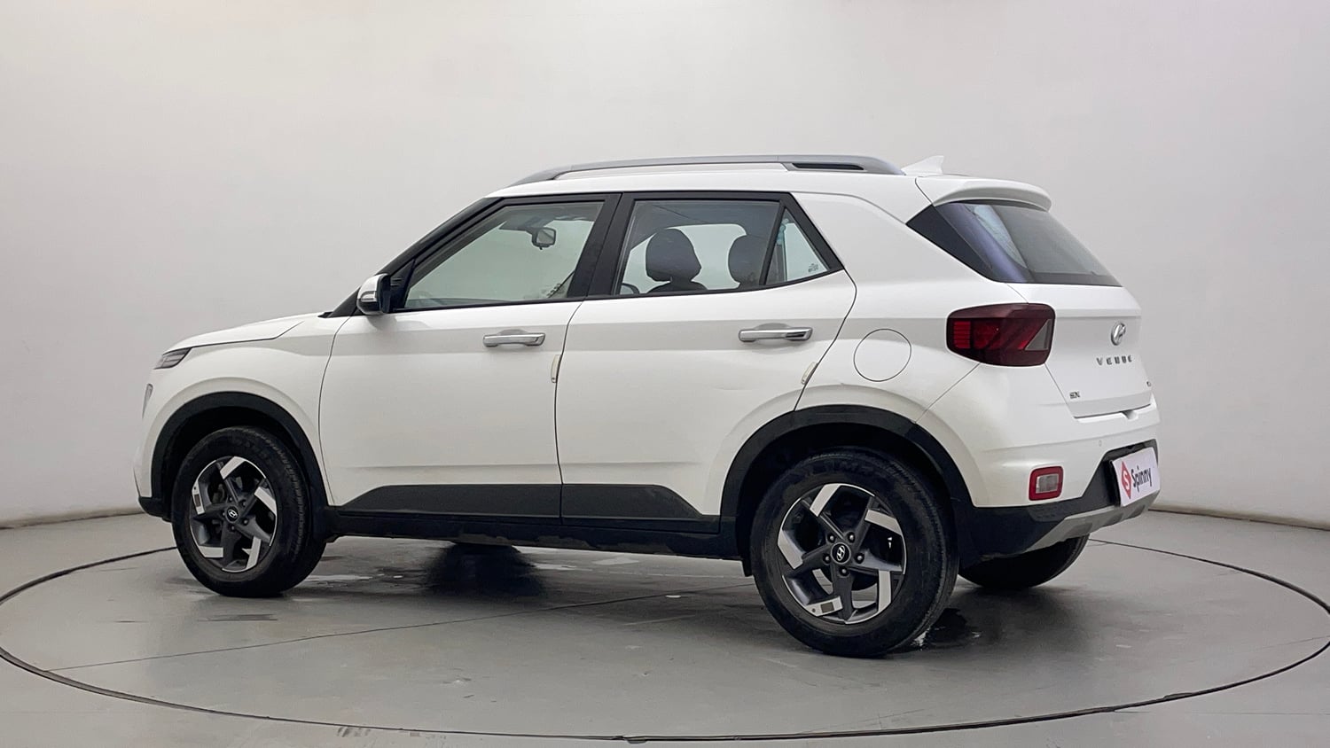 Used 2022 Hyundai Venue SX Plus 1.0 Turbo DCT Petrol Automatic exterior LEFT REAR CORNER VIEW